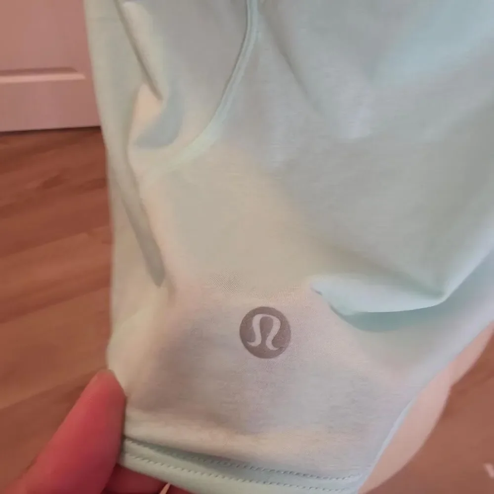 Lululemon Women's Blue and Green Vest